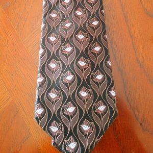 IKE BEHAR Men's 100% Silk Necktie New York